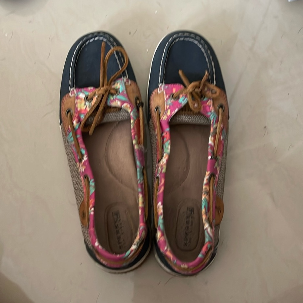 Sperry loafers- angelfish boat shoes